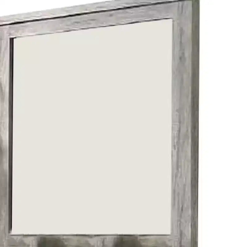 Espejo de pared con marco rectangular y detalles moldeados, gris