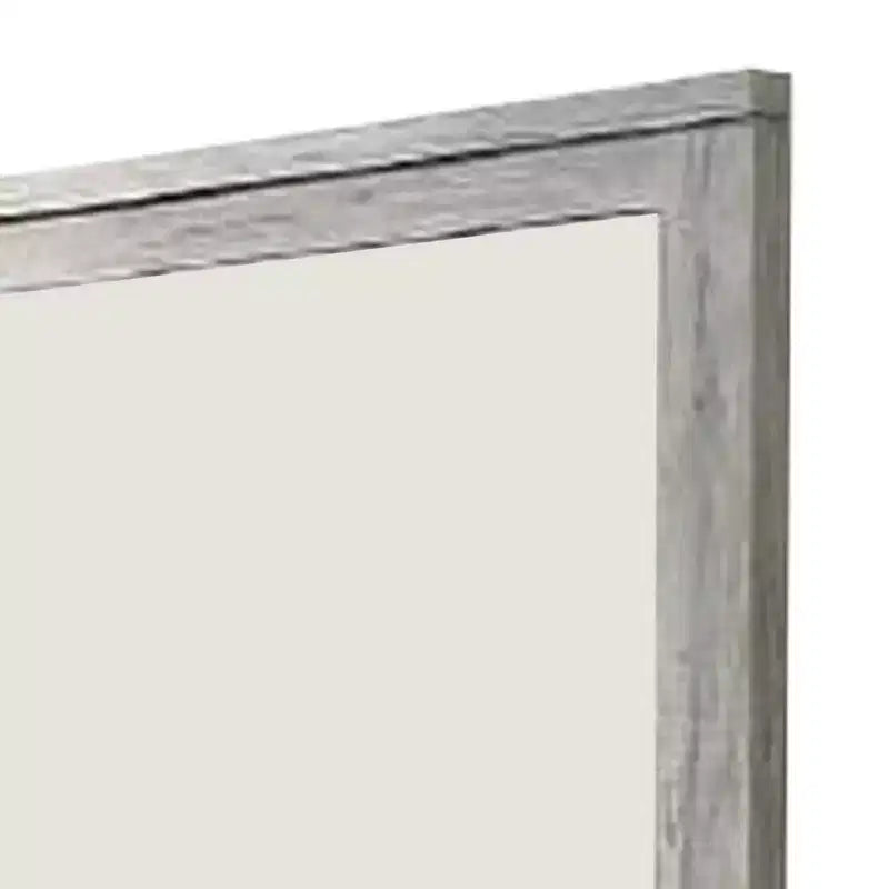 Espejo de pared con marco rectangular y detalles moldeados, gris