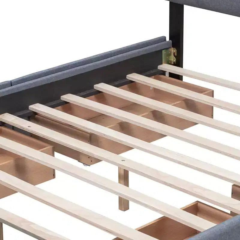 Cama plataforma tapizada Queen Size con cabecero clásico y 4 cajones